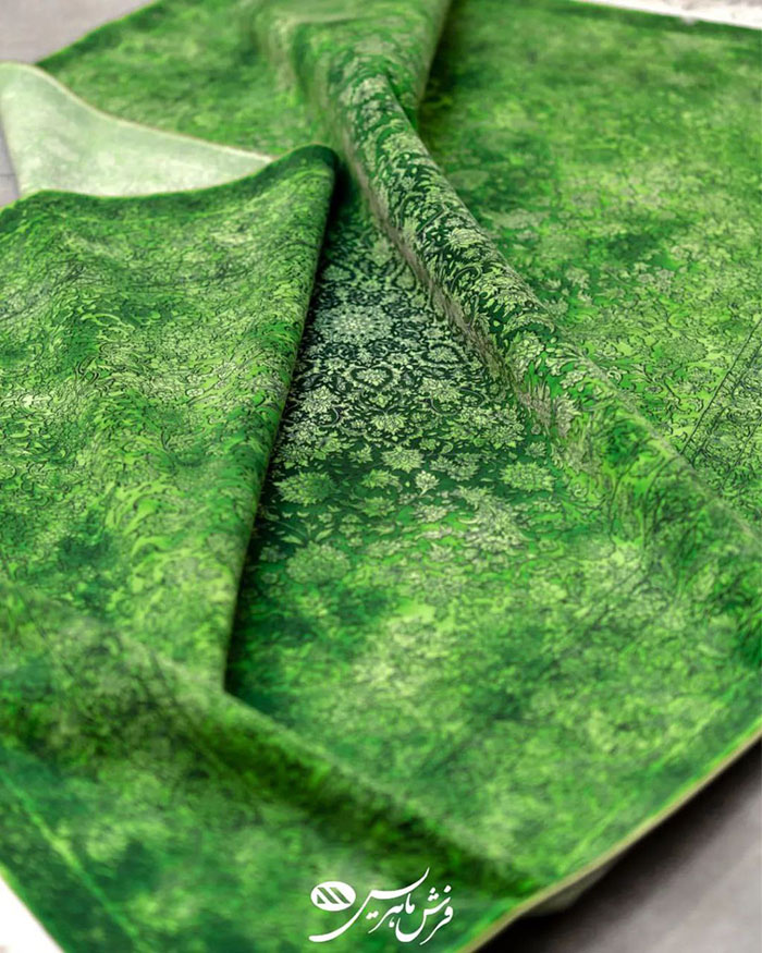 عکس فرش ماهریس رنگ سبز ابریشم بافت